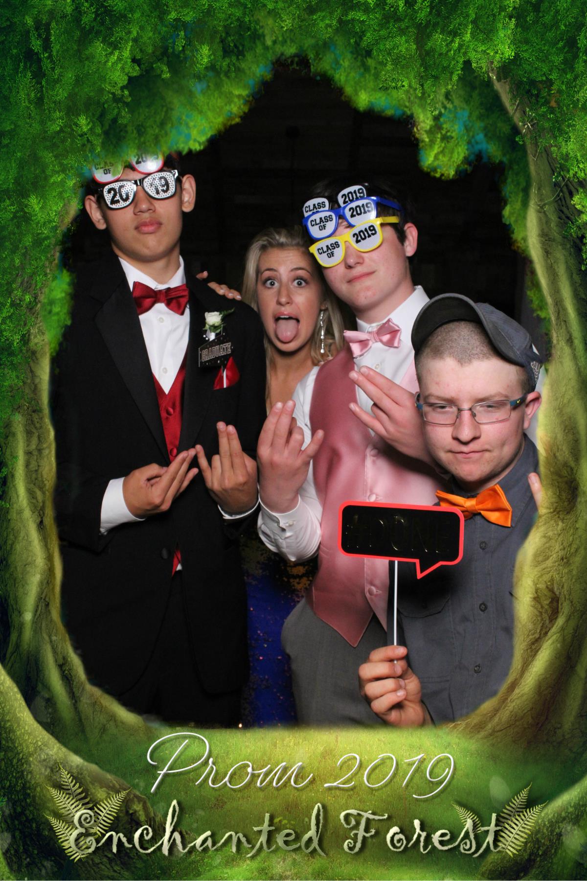 Rangeley Prom | View more photos from the event at gallery.mainemagicmirror.com/u/MaineMagicMirror/Rangeley-Prom